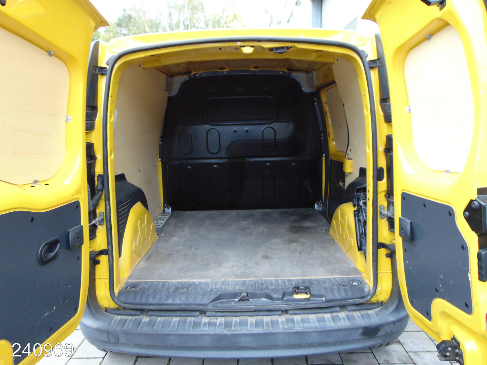 Renault Kangoo 90 1.5 dCi -KLIMA-, Interne Nummer: 240909 Bild Nr. 9